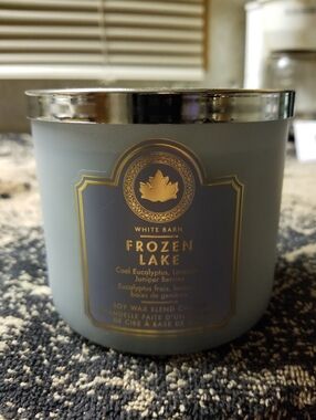 💡🌲White Barn Frozen Lake 14.5 oz triple wick soy wax blend candle